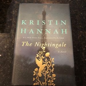The Nightingale by Kristin Hannah